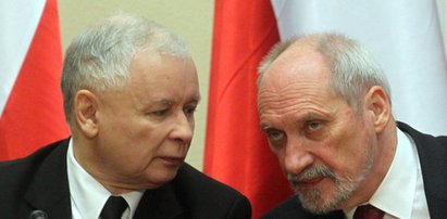 "Macierewicz manipuluje PiS"