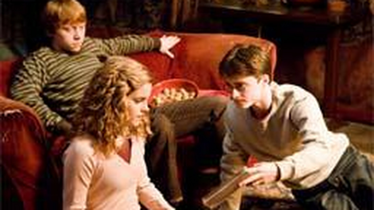 W nadchodzących filmach o losach Harry'ego Pottera miłośnicy perypetii młodego czarodzieja będą mieli okazję zobaczyć kilka wersji jego największego