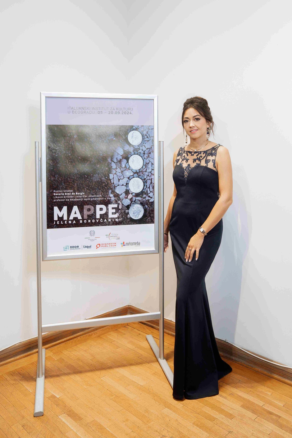 Jelena Borovčanin svečanom otvaranju izložbe "Mape"