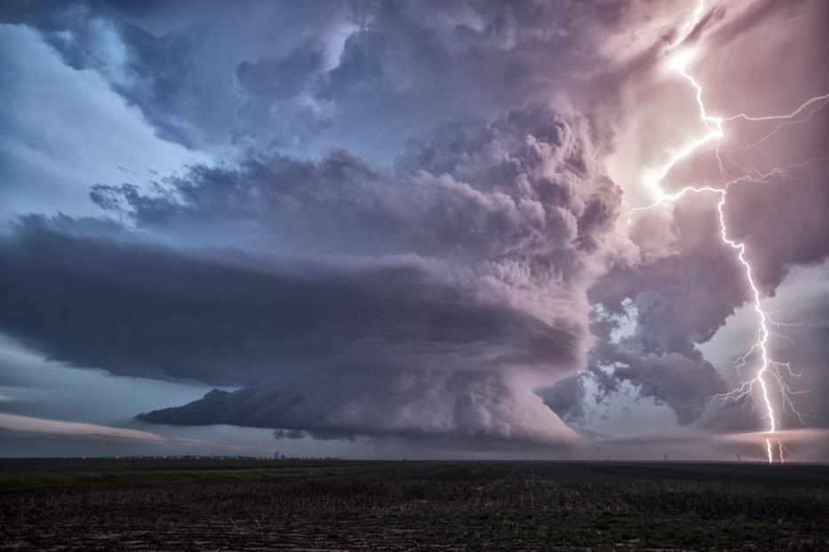 Több helyen is lecsapnak a zivatarok / Fotó: Northfoto