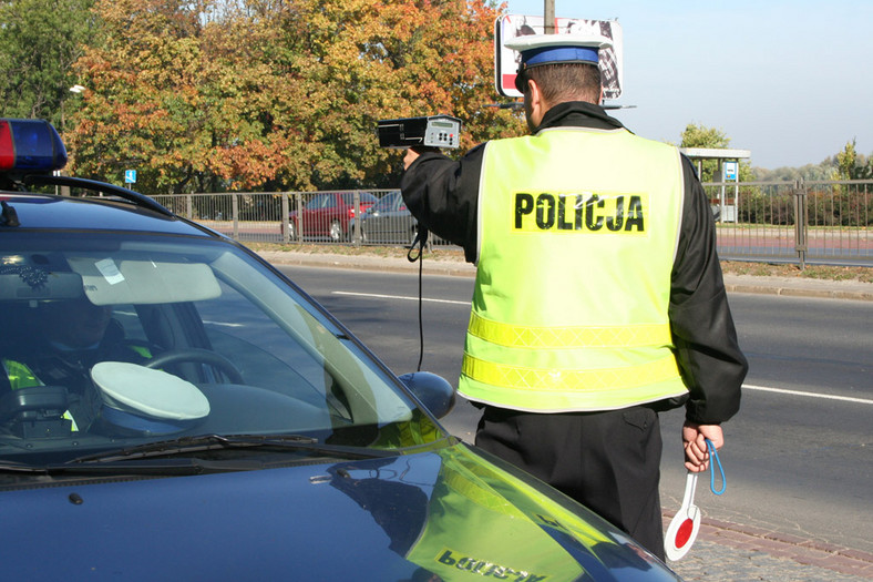 Nie prowokuj policjanta!