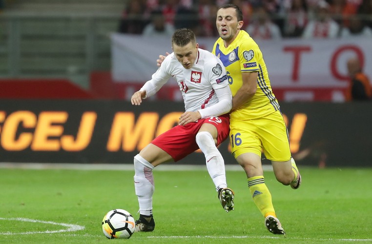 Piotr Zieliński (L) oraz Gafurzhan Sujumbajew (P)