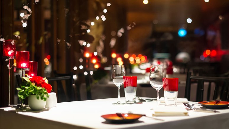 Where to have a romantic dinner in Lagos [Vietnam Travel Guide]
