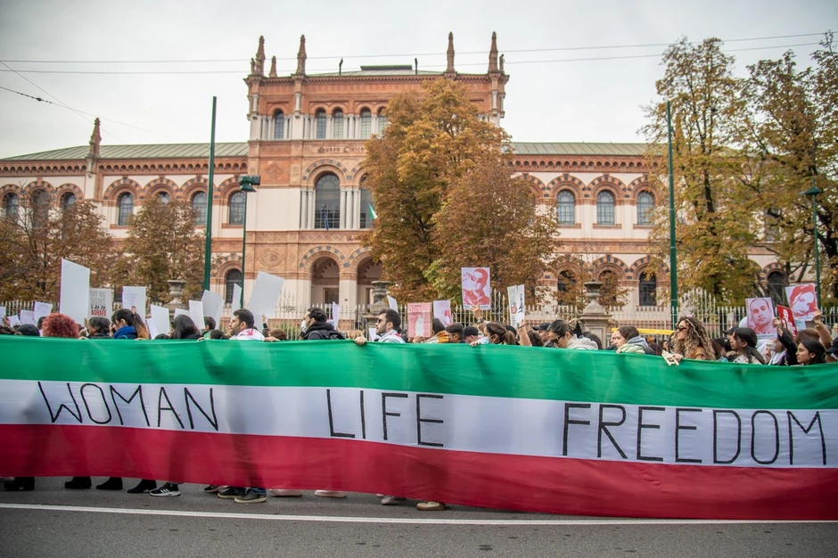 Protest za podršku ženama u Iranu