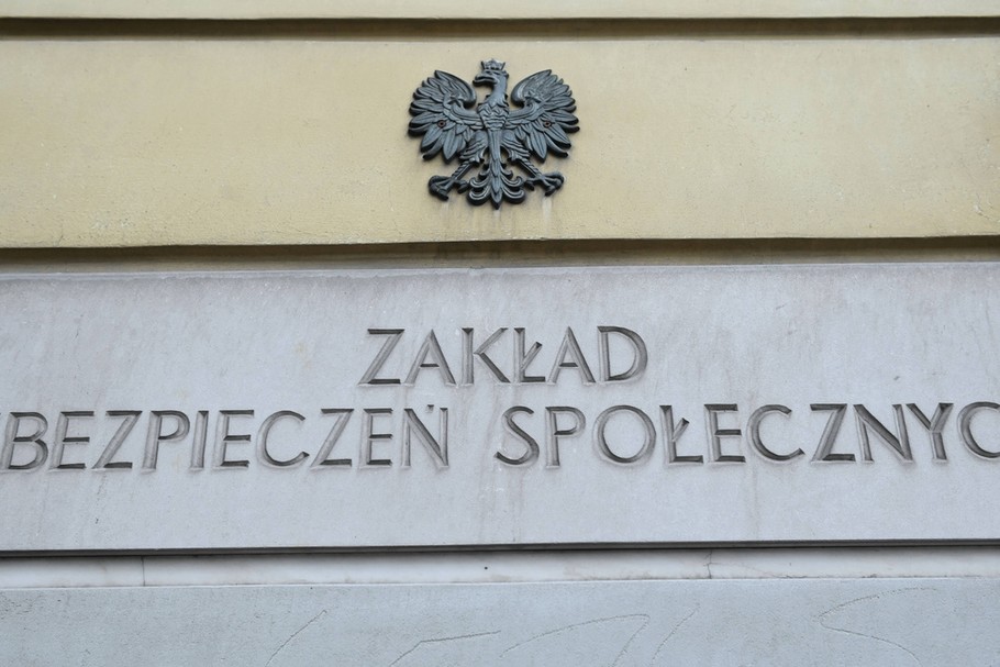 Zasiłki na opiekę nad dziećmi mocno uszczupliły finanse ZUS