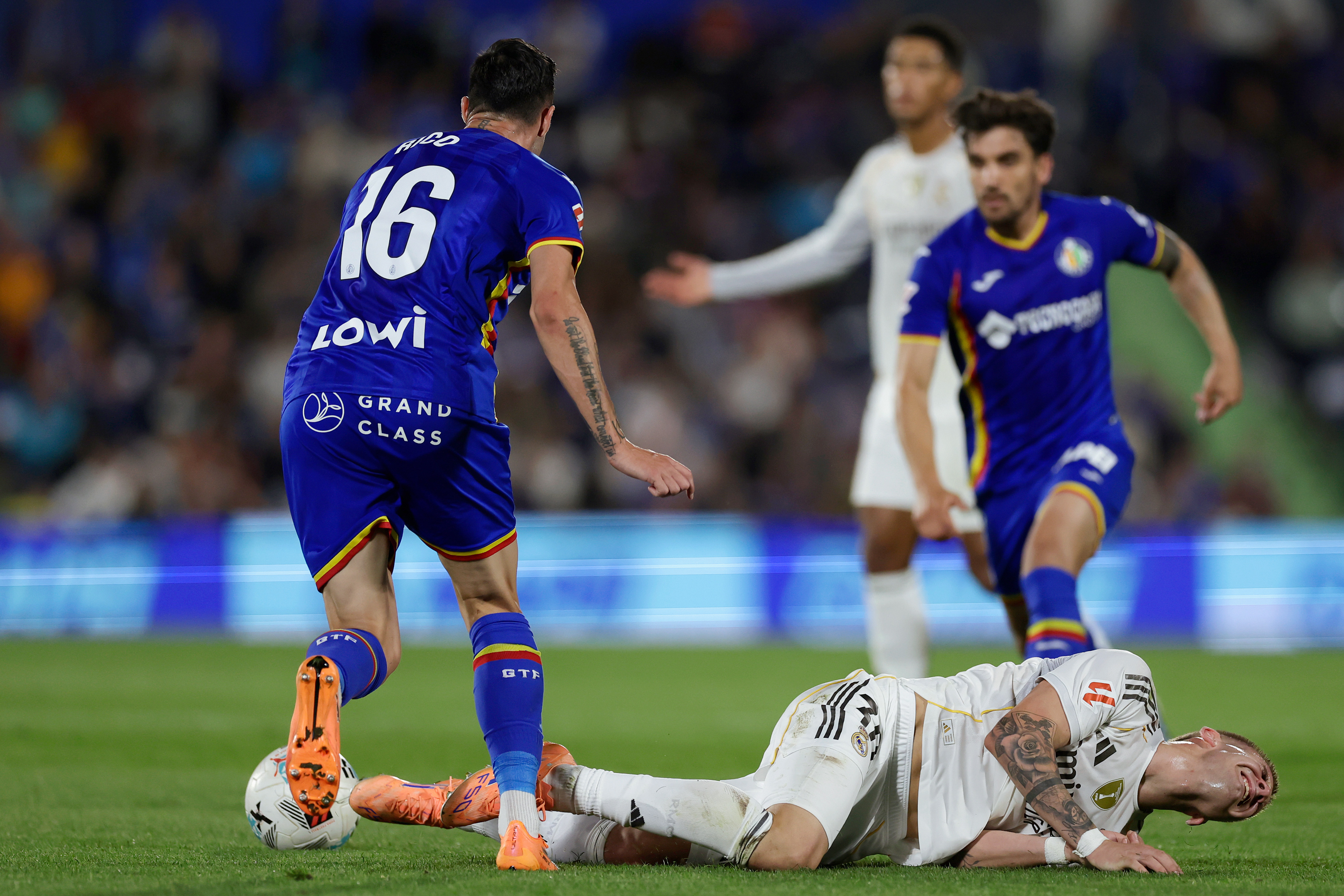 Asencio baja por virus pero vuelven Militao, Rüdiger y Mastantuono