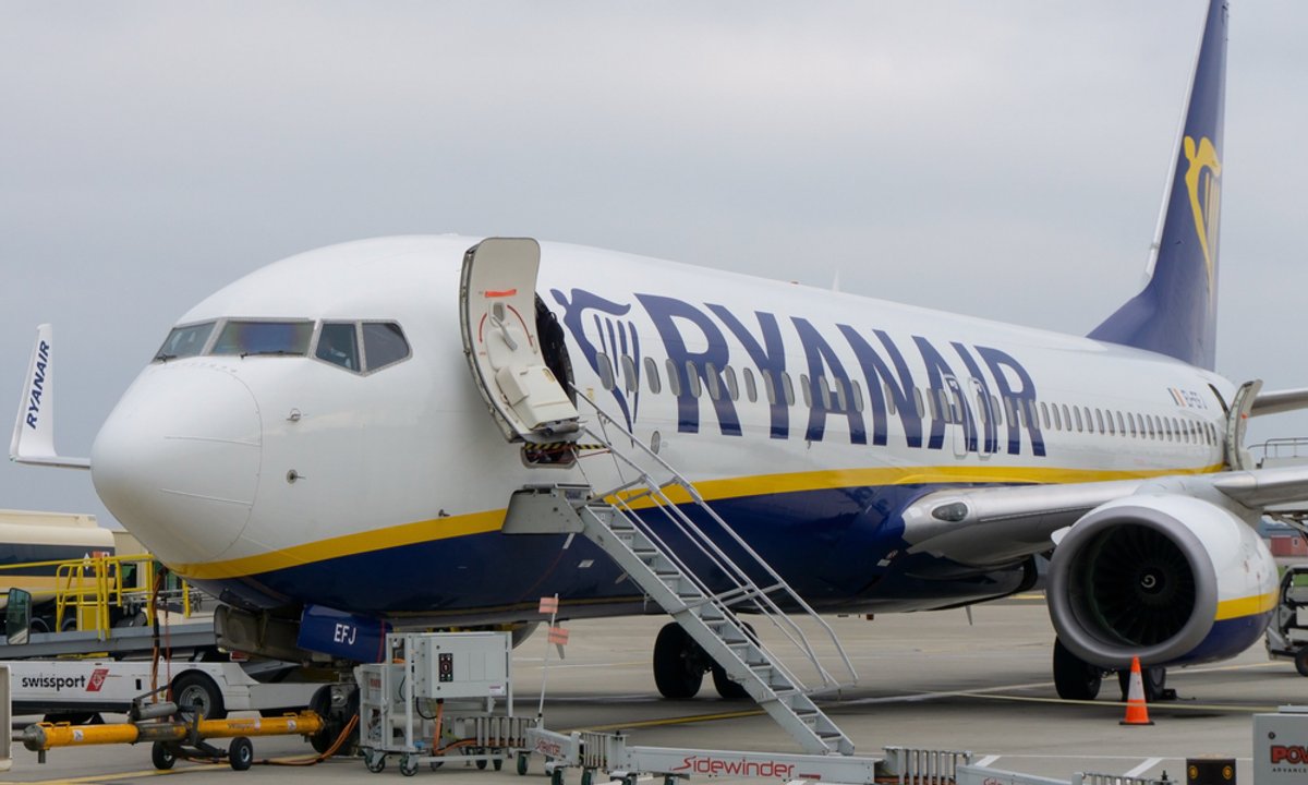 Dramat Polaków, którzy lecieli do Grecji. "Jesteśmy uwięzieni w samolocie od 11 godzin!"