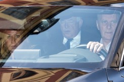 Strauss-Kahn niewinny. Był oskarżony o udział w orgiach i stręczycielstwo