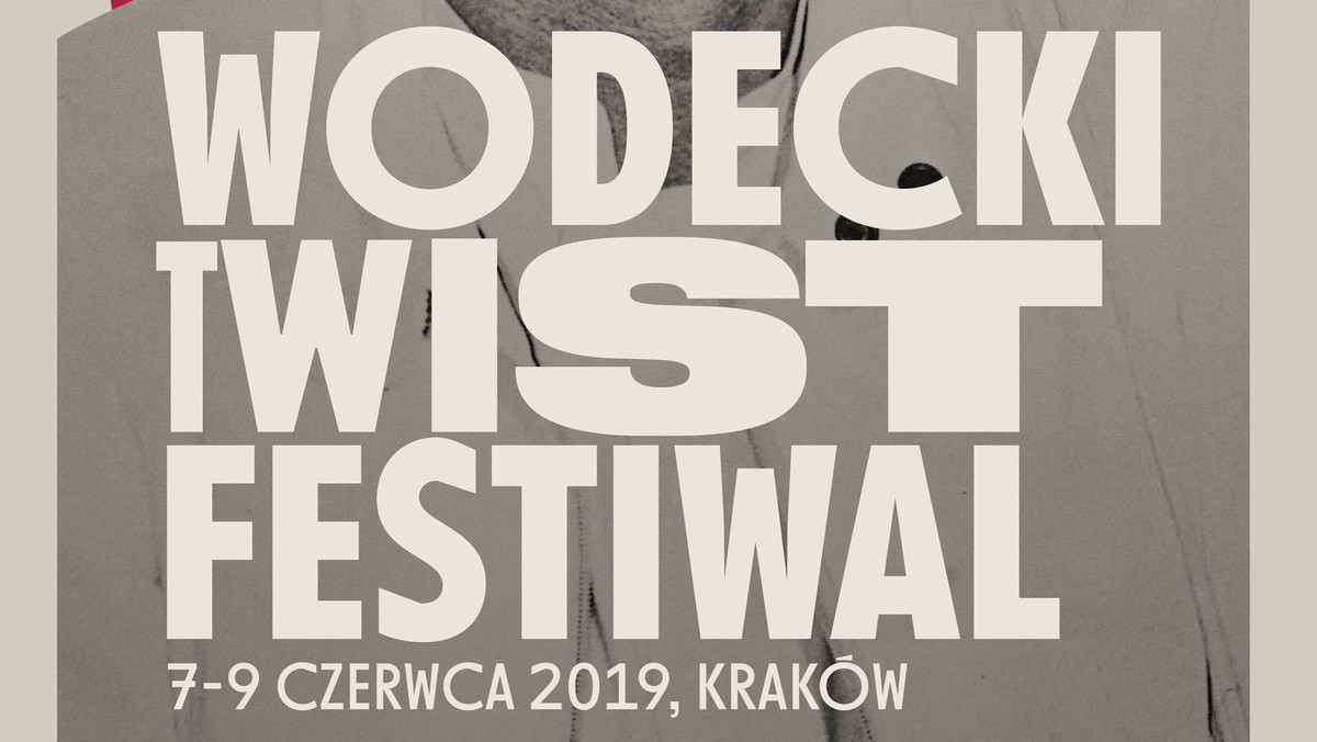 Wodecki Twist Festiwal 2019 zbliża się wielkimi krokami, a do jego gości dołączają Dawid Podsiadło, Mela Koteluk, Sławek Uniatowski, Andrzej Lampert i Kuba Badach. Program festiwalu obejmuje wiele ciekawych wydarzeń, takich jak koncert „Chwytaj dzień” czy występ światowej sławy amerykańskiego trębacza Chrisa Bottiego.