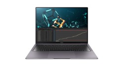 Nowy ultrabook Huawei. W nim kamery zalepiać plastrem nie trzeba