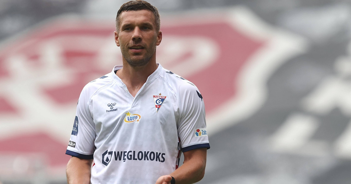 Lukas Podolski hit the Golden “Voting has a to do with politics”