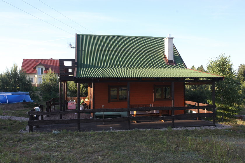 Domek w Wygoninie, gdzie Mariusz Sz. molestował 14 - latkę