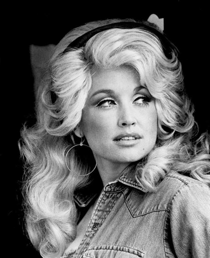 Doli Parton u vreme kada je prvi put objavila hit singl