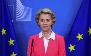 Von der Leyen opuszcza szczyt UE. Miała kontakt z osobą zakażoną Covid-19