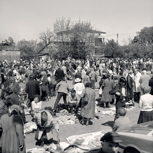 'Warszawa lata 80.' - wydawnictwo BOSZ i Narodowe Archiwum Cyfrowe