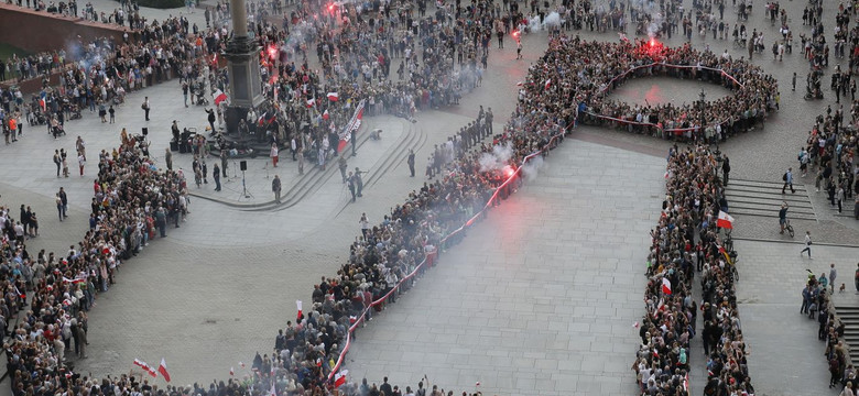 Żywy Znak dla Powstania Warszawskiego. Stolica oddała hołd