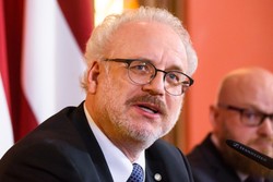 Prezydent Łotwy reaguje na napływ migrantów. "Możemy zamknąć granicę z Rosją i Białorusią"
