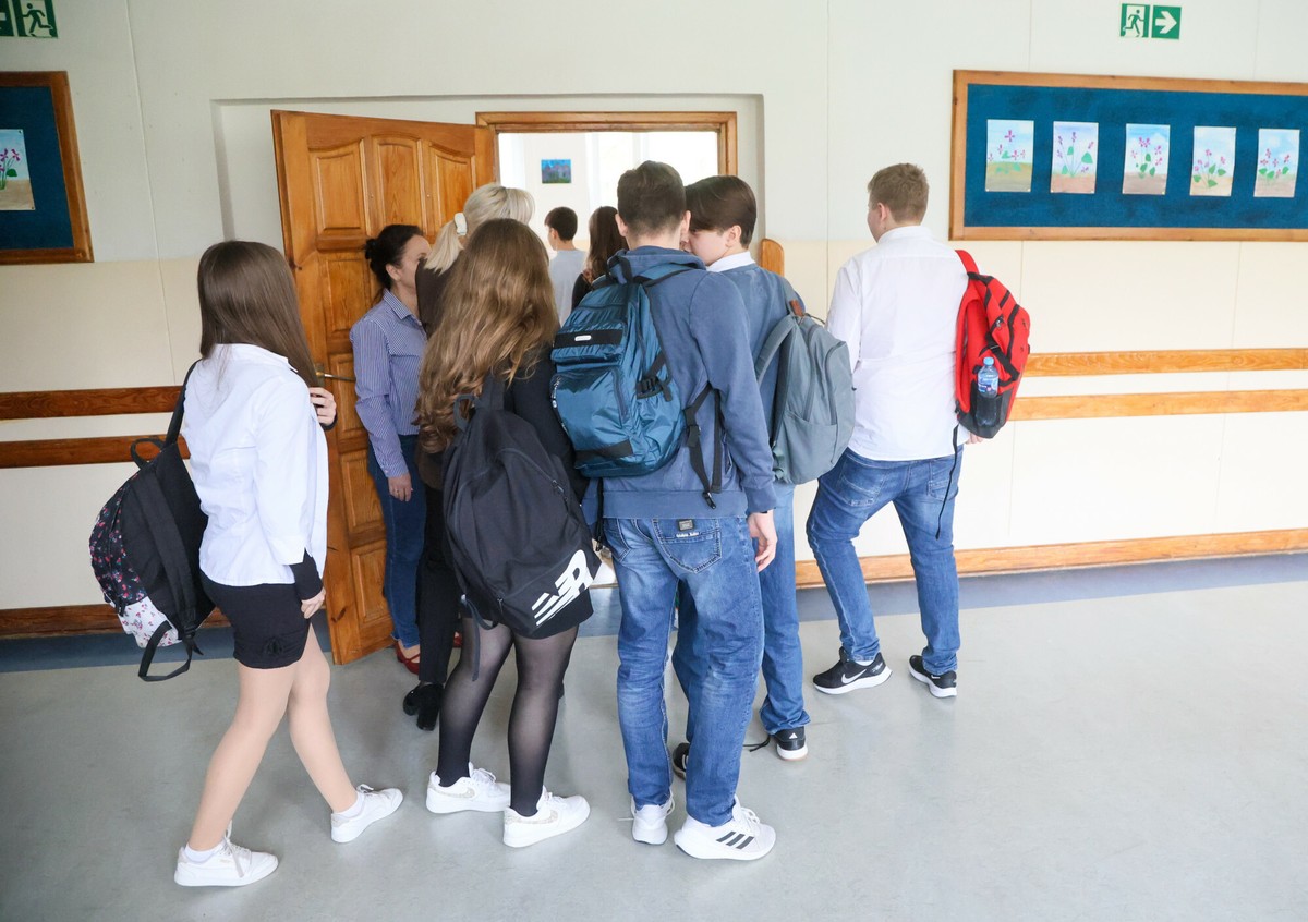 Dzieci będą pakować plecaki na wojnę. Przysposobienie obronne 2.0 wraca do szkół