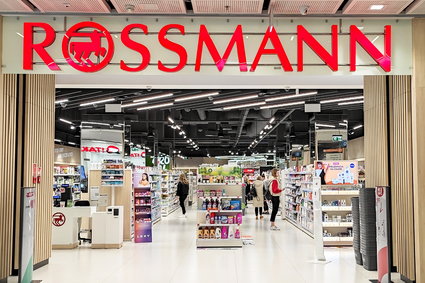 Promocja w Rossmannie wywołała kontrowersje. Sieć odpowiada