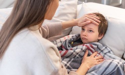 Jak zbić gorączkę u dziecka? Rady od lekarki