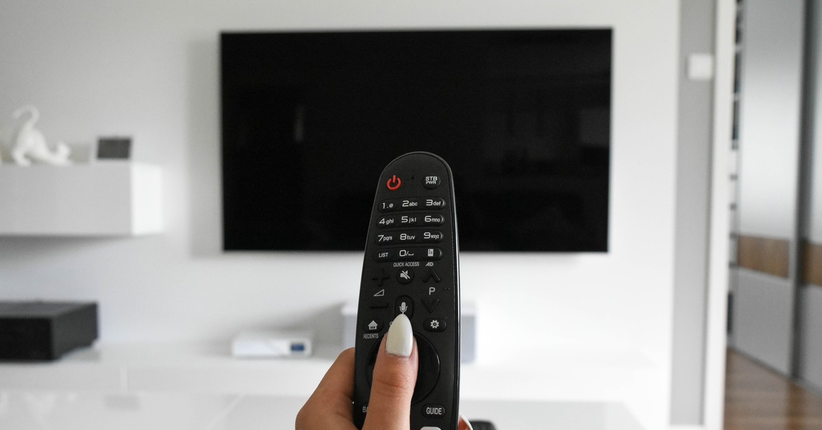 Skarbówka zgarnie z konta 100 zł! Zmiany w abonamencie RTV dotkną wszystkich Polaków!