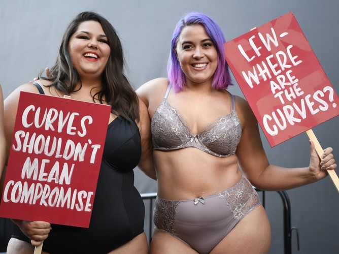 Protest modelek plus size na tygodniu mody w Londynie