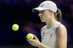 Iga Świątek World Tennis League zaczęła od porażki