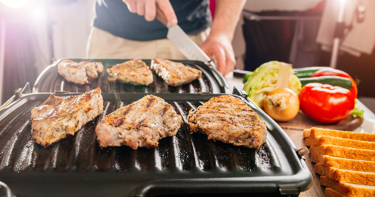 Jaki grill elektryczny wybrać? Grillowanie w domu - Dom