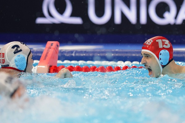 Mark Esper Donald Tramp