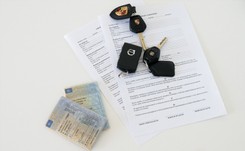 Sprzedałeś auto? Teraz masz jeden ważny obowiązek, ale możesz odebrać pieniądze