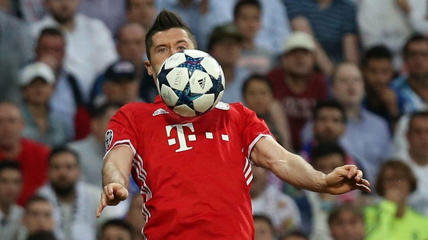 Lewandowski wrócił, Bayern walczy o awans!