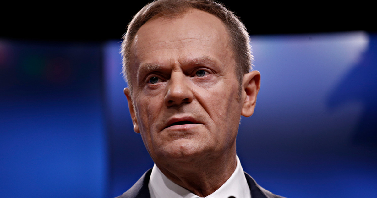 Smolensk.  Donald Tusk warns: this is the best gift for Putin