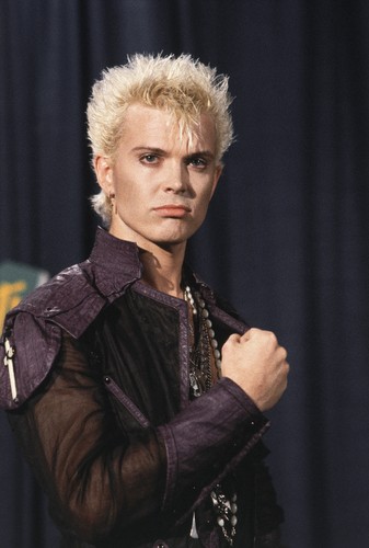 Billy Idol w 1984 roku na początku swojej kariery...