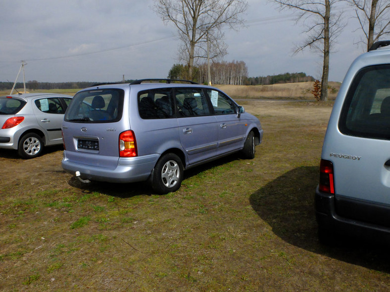 Auto z ogłoszenia - Hyundai Trajet duży van za nieduże pieniądze