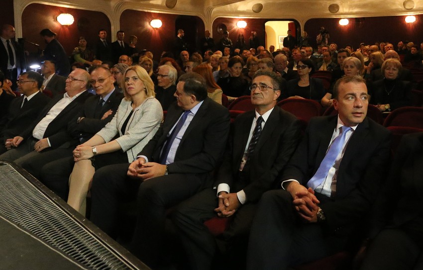 Milorad Dodik, predstavnici grada Banjaluke, sekretar japanske ambasade u BIH