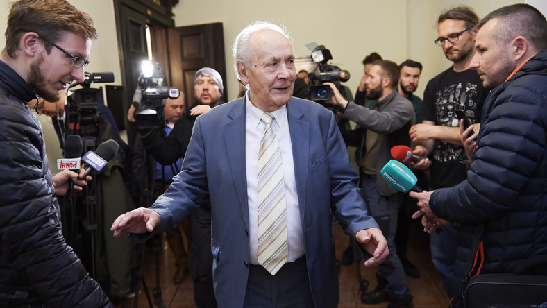 Lech Wałęsa ma przeprosić byłego pracownika Stoczni Gdańskiej