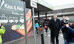 Pocałuj i jedź. Nietypowy parking w Poznaniu