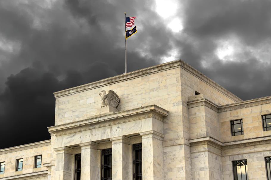 Z szeregu wypowiedzi przedstawicieli Fed wynika, że główną motywacją do zmian w podejściu do celu inflacyjnego jest właśnie chęć uniknięcia błędów z ostatnich lat.