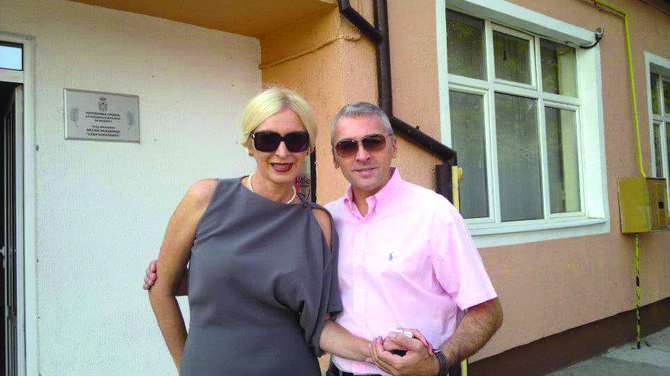 Olivera sa starijim bratom Miletom