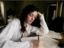 Anne Hathaway ma paranoję