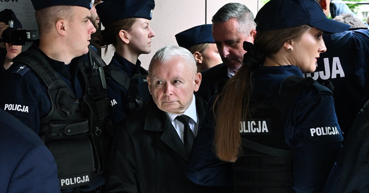 Oto "kuźnia kadr" środowiska Ziobry i "przechowalnia" dla związanych z nim prawników. Wyjaśniamy, dlaczego PiS tak zależy na AWS