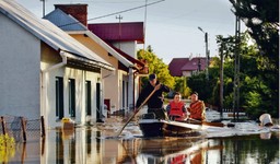 Odpływa system przeciwpowodziowy: Informatyczny System Osłony Kraju nie powstanie o czasie