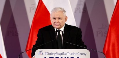 Nie tego spodziewali się seniorzy. Prezes PiS ujawnia: nie będzie dodatkowych wypłat i stażowych emerytur. "Jest kryzys"