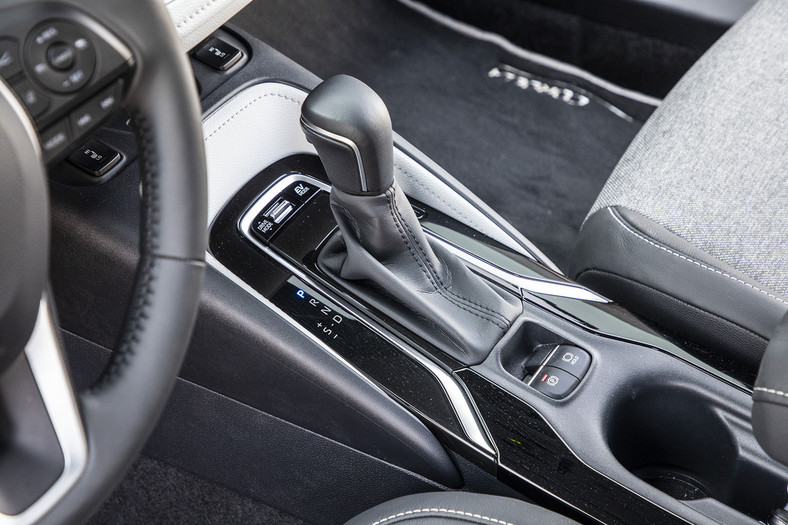 Oszczędzaj z fantazją - test Toyoty Corolla Touring Sports 2.0 Hybrid