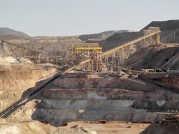 Miedź w Londynie drożeje. Górnicy w Indonezji planują strajk i to pomaga cenom