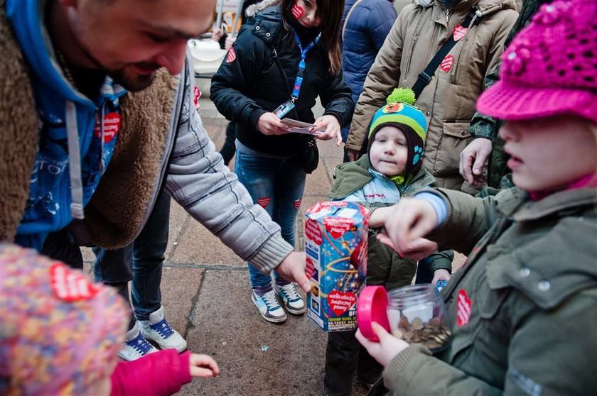 WOŚP zebrała miliony, ale sprzęt nie trafi do szpitali? Jak to?