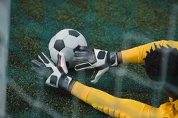 19-latek nowym bramkarzem Wisły Kraków. Był na testach w Manchesterze United