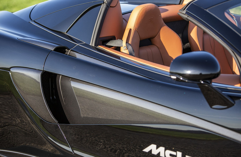 McLaren 570S Spider - moc pod kontrolą