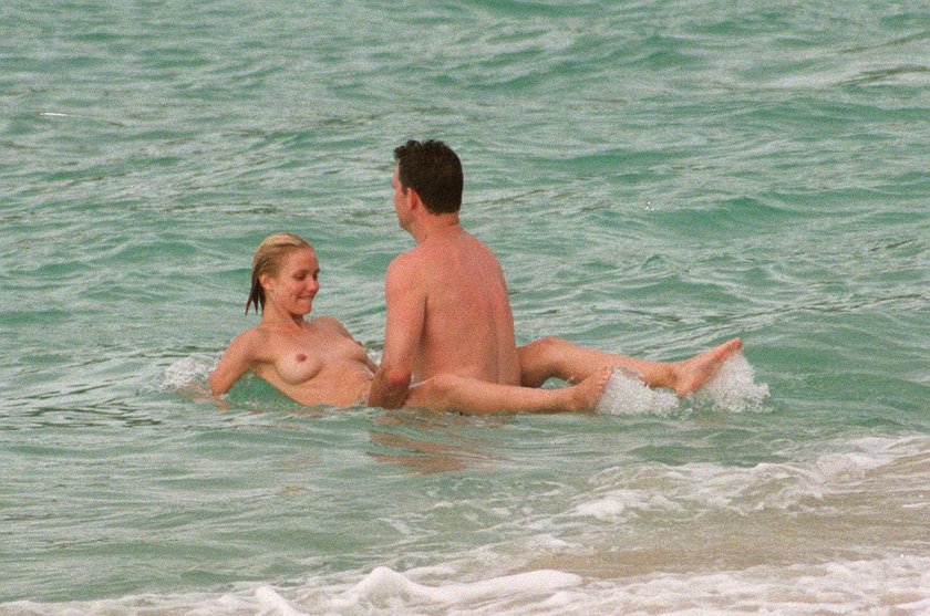 Cameron Diaz topless