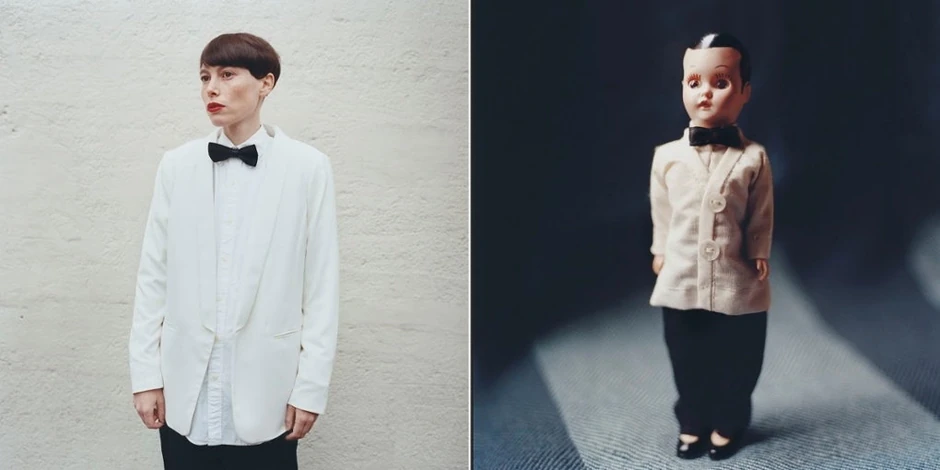 "Ovo je lutka mladoženje sa ženstvenim crtama lica. Već sam odustala od potrage za odgovarajućim modelom, kada je ova devojka došla da poseti moju cimerku. Nisam mogla da verujem da mi se sreća osmehnula", objašnjava fotografkinja (FOTO: Annie Collinge)